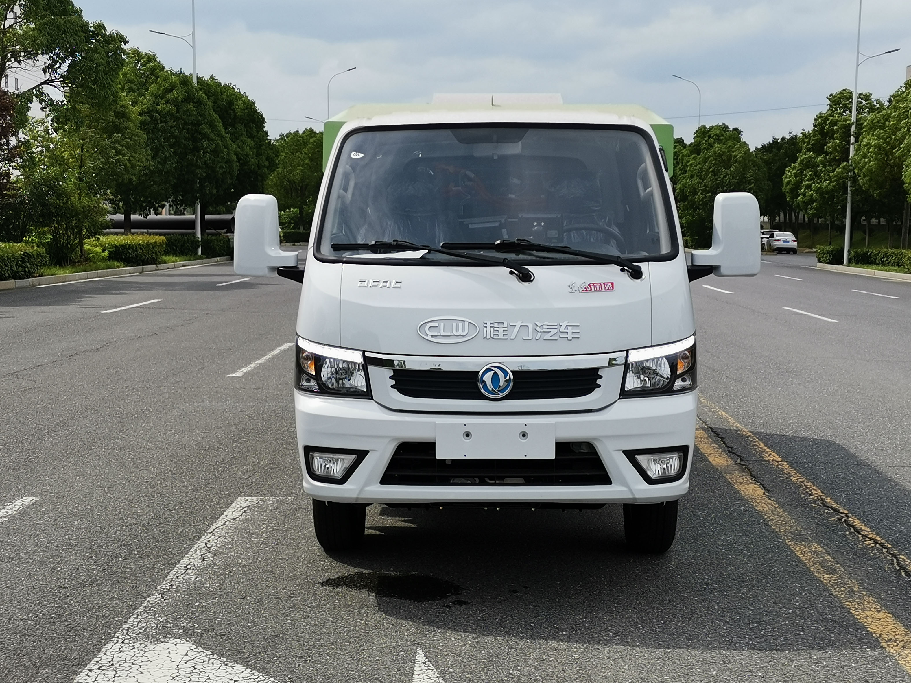 東風途逸純電動3.8方多功能洗掃車圖片2